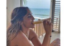 Reba Monica John Instagram - What dreams are made of Sun, sand, sea and lots of 💕 #lifeisbeautiful #forgiveandforget #livelaughlove #herethatiletgo #onlygoodvibes #withthebest SURF TURF - Mahabalipuram