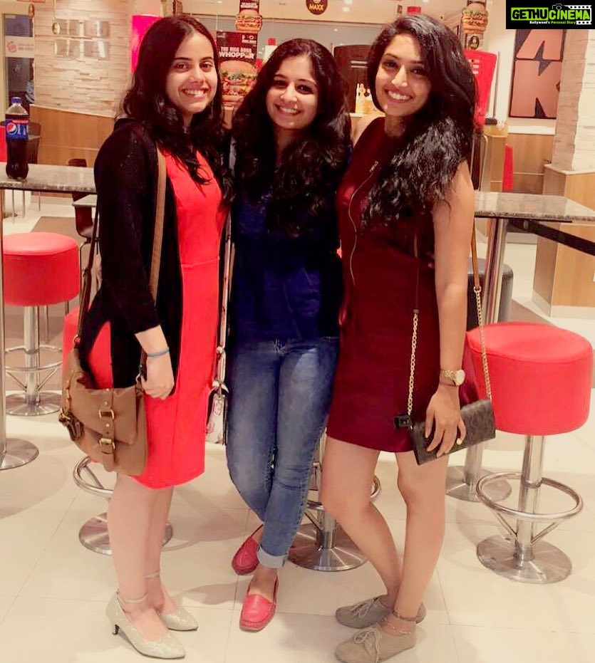 Reba Monica John Instagram - And they're the ones who get to experience my crack, cheesy, absurd side, and what not :P My favourites since 2007 🌸 and hopefully always to be! Haha P.S Impromptu is what works for us! ✨how I wish we did this every day. #BestFriends #loveThemToBits #schoolbuddies #favourites #idiotsforlife #BangaloreDays #koramangalasocial
