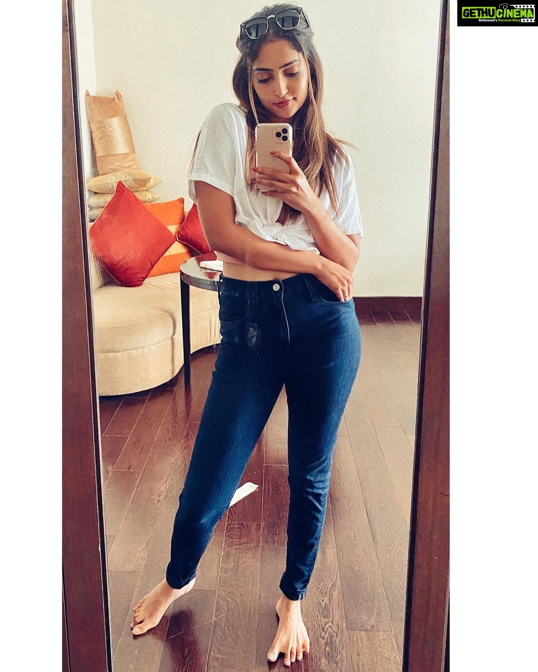 Actress Reba Monica John Instagram Photos and Posts September 2021