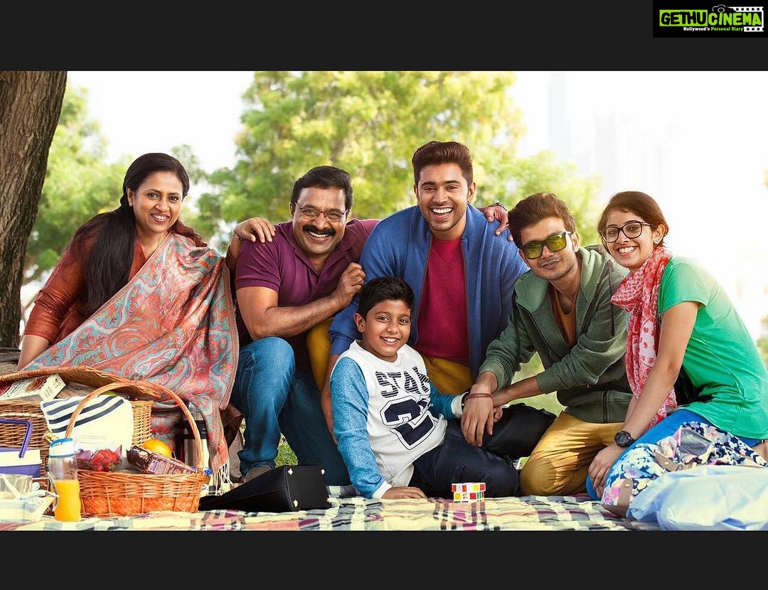 Reba Monica John Instagram - Jacobinte Swargarajyam - Jacob's Kingdom of Heaven ✨💕 #April #release #nivinpauly #malayalam #movie #vineethsreenivasan #JSR #happy #picture #love #beautiful #family