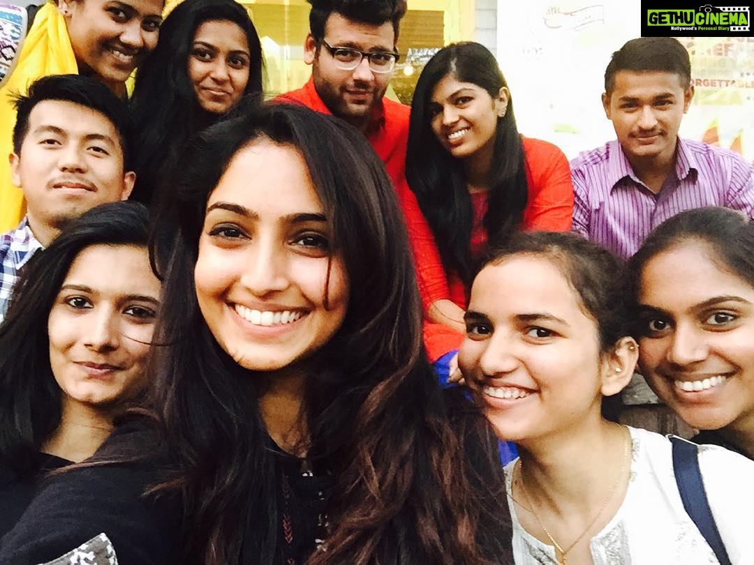 Reba Monica John Instagram - An evening well spent with these amazing people after long 💕 All thanks to the boy in red . Happy Birthday Anirudh! ✨ #friends #food #smiles #love #life #Let'sDoThisSoon #crazyUs #nuts