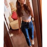 Reba Monica John Instagram - I 💕messy hair, no make up days! 💃