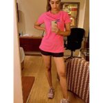 Reba Monica John Instagram - Me : I’m ready to work out. Let’s go. Also me : should I order some pasta or Chinese for dinner? Story of my life. But you know what? In the end, Do what makes you happy, cause you live only once! Cheers 🥂 #wednesdaywisdom #youliveonlyonce #happinessisachoice #livelaughlove