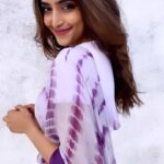 Reba Monica John Instagram – Saree and SLO MO go hand in hand 
🎶💕

#reelsinstagram #slomovideo #sareelove #purpleisroyalty #lockdownsessions #thissongislove #justlikethat