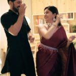 Rubina Dilaik Instagram – Pehenkar ye DRESS kiya sajnaa ko impress ❤️🥰

@badboyshah 
@punitjpathakofficial @payaldevofficial @adityadevmusic 

#Sajna #SajnaStep #SajnaSayYesToTheDress
#Badshah #wedding #Sangeet #rubinadilaik #abhinavshukla