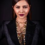 Rubina Dilaik Instagram – Sometimes spontaneous, unprepared events reveal the inherent potential! 

Here is the result……… 
.
.
.
.
.

 
This one is for my team and their sincere efforts 😊🙏🏼

Thank you 

Shot by : @smileplease_25 

Styled by: @ashnaamakhijani 
Outfit: @ranbirmukherjeeofficial 
Earring: @rubansaccessories 
@oakpinionpr 

#rubinadilaik #bosslady #photoshoot #work #team #appreciation