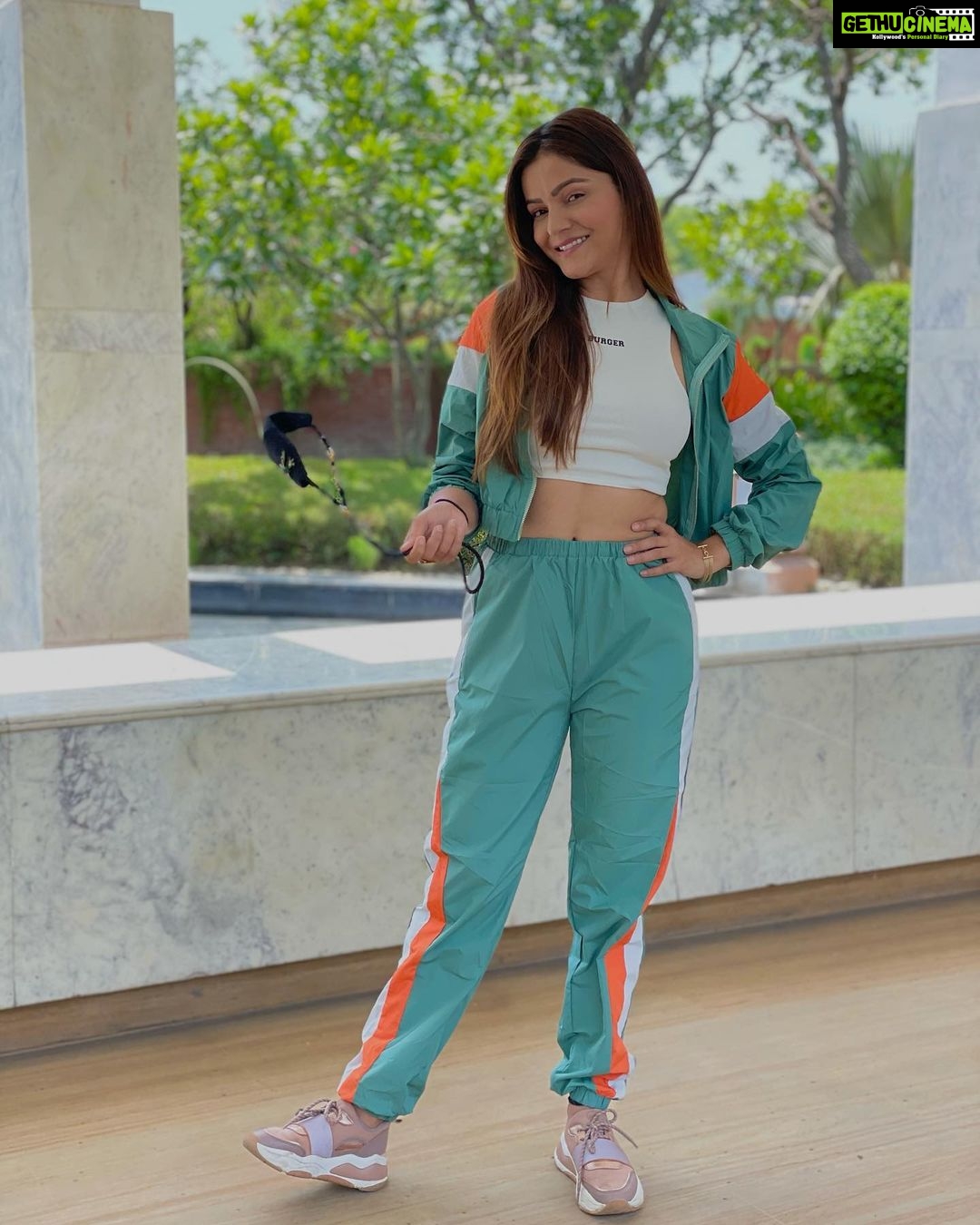 Rubina Dilaik Instagram - Eagerly waiting for those days, when I ‘ll fly away the 😷 masks, but until then won’t shy away from wearing the masks 😂😂😂 . . . . Styled by: @ashnaamakhijani Cord: @periwinkley_shop Top: @burger.bae