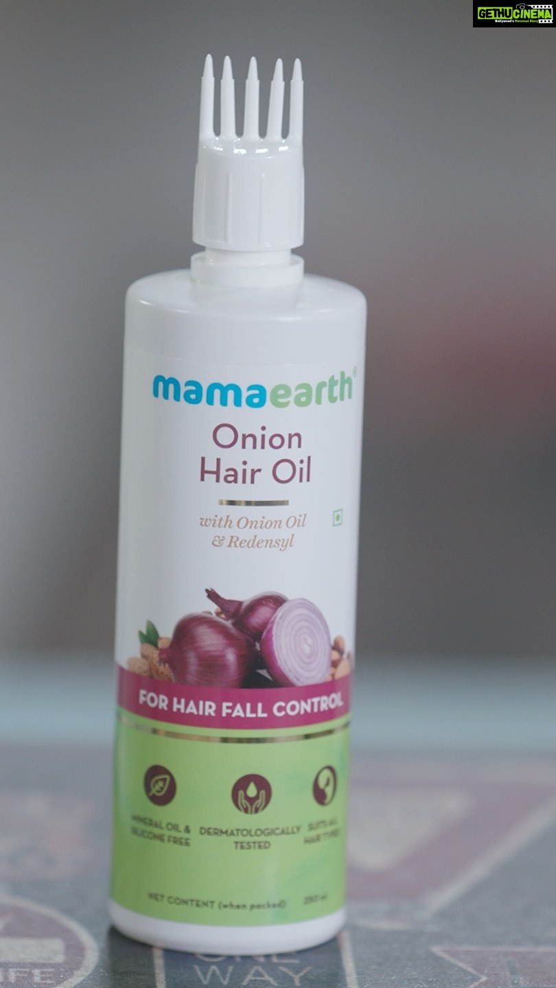 Rubina Dilaik Instagram - Our regular weekend champis with the legendary Onion Hair Oil by @mamaearth.in started on the sets of Bigg Boss, and this made not only our hair, but also our love stronger than ever. Why? Because onion is super rich in sulphur which is great for hairfall control, and champis are rich in love and affection. Although Bigg Boss has ended, our weekend Champis continue and strengthen our hair and love! Amazing love story right? Or shall I call it a hair story? Well, a lovely hair story sounds just right! So go to www.mamaearth.in and grab the hero of your hair story right away, and do not forget to use our code RUBINAV20 to get a 20% off. Remember, not all heros wear capes, some simply wear comb neck caps, haina @ashukla09? #RubinavKiLovelyHairStory