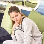 Rubina Dilaik Instagram – Focused on the game, while you focus on voting 💪🏻✨ come on #Rubiholics! #RoadToFinale 🏆⠀
Styled by: @ashnaamakhijani 
Outfit: @periwinkley_shop 
⠀
⠀
———–⠀
#RubinaDilaik #BB14 #BiggBoss14 #TeamRubinaDilaik #TeamRubina #Colors #winter  #WeekendKaVaar #BBLikeABoss #VoteforRubina #BBTrendMasterRubinaDilaik