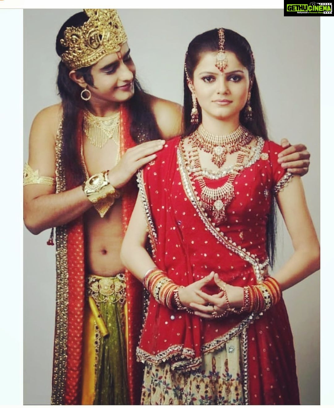 Rubina Dilaik Instagram - #happy Janamashtami ππΌπ€....... . . . . As an artist I have been very fortunate to be able to portray different characters, and one of them has been Radhika ( consort Lord Krishna) πππΌ