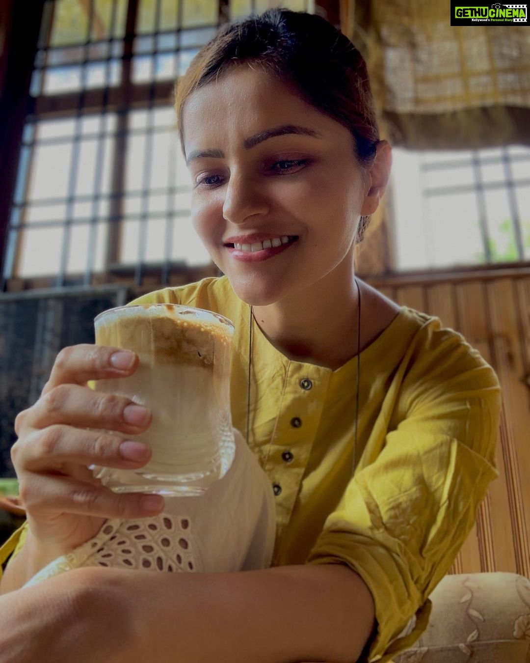 Rubina Dilaik Instagram - #coffee brings a smile ....... does it for you?