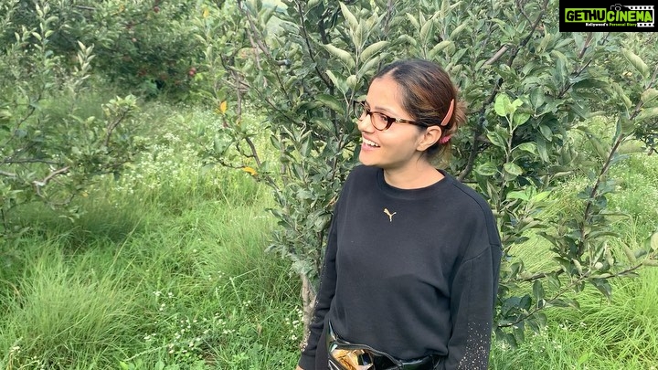 Rubina Dilaik Instagram - Apple of my eye (Pun-intended) 😎