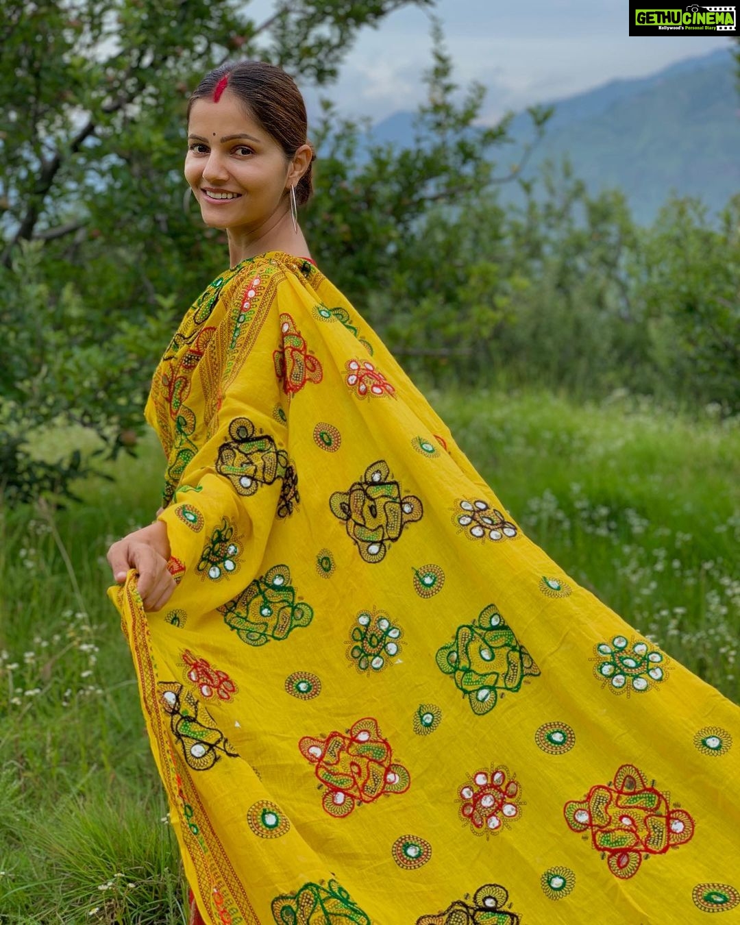 Rubina Dilaik Instagram - Saavan ka mahinaaa..... pawan kare sorrrr...... sorrr nahi shorrrr🤪🤪🤪