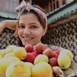 Rubina Dilaik Instagram – Before breakfast 🍑