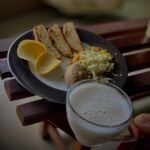 Rubina Dilaik Instagram - Vanilla infused almond milk, garlic bread , humus, basil scramble! #happy Hour😻 coz its my breakfast time 🤤