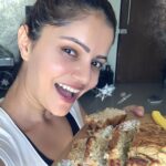 Rubina Dilaik Instagram - Made Gluten-free Garlic BREAD 🥖..... first time everrrrrrrrrrrrrrrrrrrr🥳🥳🥳🥳🥳🥳🥳🥳........... . . . Phewwwwww ..... baking has become my stress buster 😅
