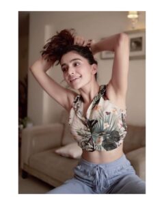 Rukshar Dhillon Instagram - Just being... #candid #iguess 🥰😛🌼❤️ 📸- @aranayasharma