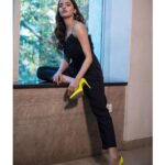 Rukshar Dhillon Instagram - The classic “Kaali-Peeli”💛🖤 .... Styled by- @eshaamiin1 HMU- @shreyasmakeupandhair Photographer- @mr.nee_khill #promotions #bhangrapaale #bhangrapaale3rdjan #colourpop #classic