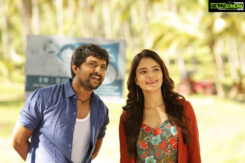 Rukshar Dhillon Instagram - Watch “Krishnarjuna Yuddham” on @starmaa today at 6.00 pm. Remembering all the fun on sets and the beautiful journey shooting for this film with these behind the scene pictures. Don’t miss to watch it today! #KAY #StarMaa #sunday @nameisnani @merlapaka @anupamaparameswaran96 @shinescreenscinema @karthik_rapolu @karthik.gattamneni @ayushibantia