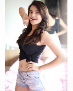 Rukshar Dhillon Instagram - Joie de vivre❤️ Captured by- @advait_vaidya Styled by- @evelyn.c7 HMU- @nidhikaushal7makeup