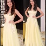 Rukshar Dhillon Instagram – Loving the yellow like always❤️
Thanks for this beautiful creation @rithithedesignhouse 
Jewellery- @forevernew_official
Hair- @lateliersalon Shangri-La Bengaluru