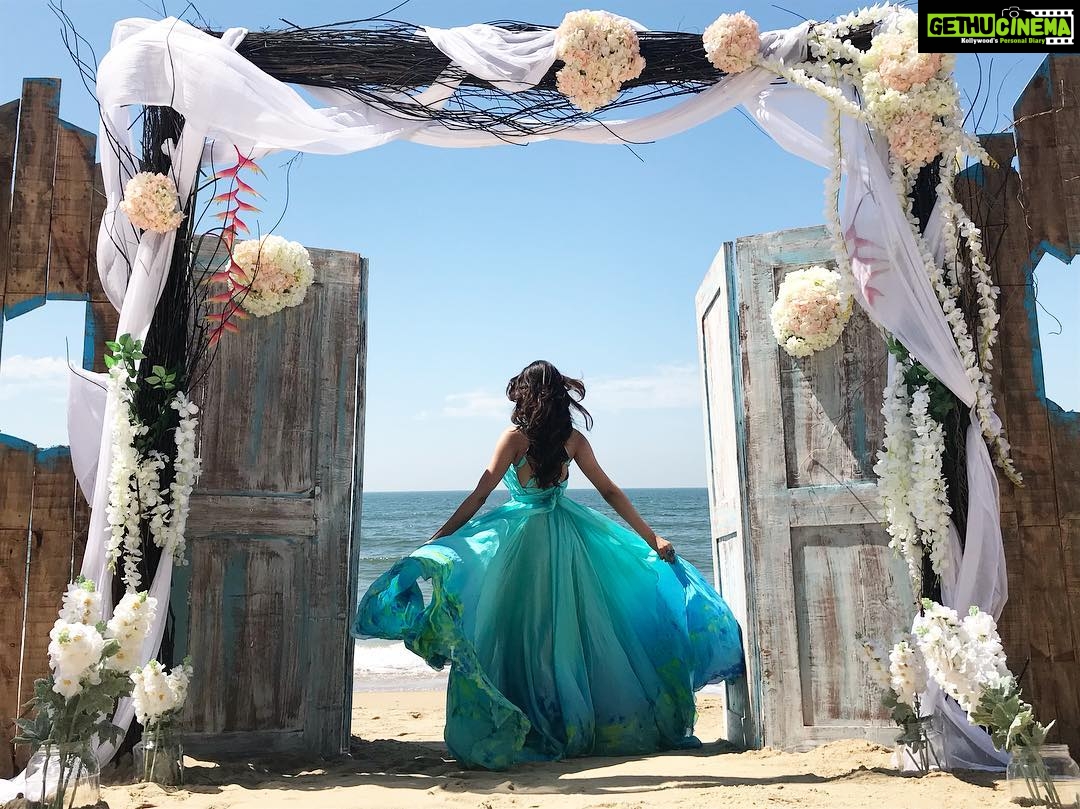 Rukshar Dhillon Instagram - Thaaney Vachhindhanaa from Krishnarjuna Yudham, video out tomorrow❤️ Can’t wait for y’all to fall in love with this beautiful romantic song❤️ #staytuned #outtomorrow #KAY #song Keri Beach, Goa