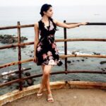 Rukshar Dhillon Instagram - Sea breeze, sound of splashing waves and a mesmerising view from top of a light house. Vizag couldn't get any better than this! Vuda Beach Park , Vizag