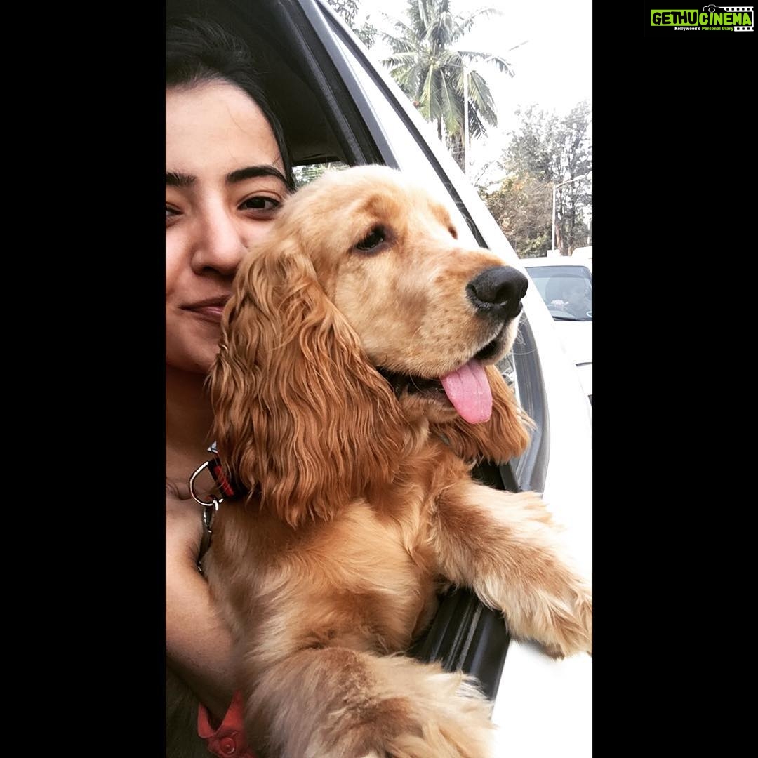 Rukshar Dhillon Instagram - Awestruck by I don't know whom on the roadπ―π€π Champs day out!!π My grown up boy!! #champ#dayout#mypetbethebest#bigboy#lovehim#bangalorediaries2016