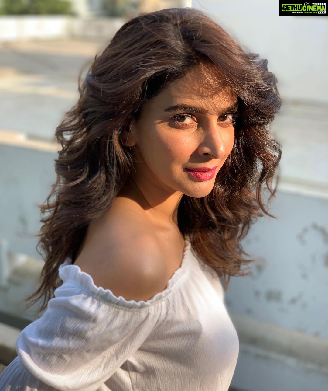 Saba Qamar Zaman - 108.7K Likes - Most Liked Instagram Photos