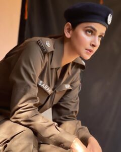 Saba Qamar Zaman Instagram - بِسْمِ اللَّهِ الرَّحْمَنِ الرَّحِيم 🤍

I am very elated to announce my new project #Serialkiller💥😍🧿

Couldn't say no to another promising script after #Maat, written & offered by our intellectual genius @umeraahmed.official 
Producer @misbah116 🤩🤞🎬