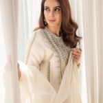 Saba Qamar Zaman Instagram - The following posts are to show my love for my fans who waited for my Eid looks, my designer friends who put in so much effort and energy into creating these outfits and to my team who encouraged me to dress up after Eid and do this shoot for all of you. Please keep yourselves safe, please stay home. Pray that we go back into the world that we were once so ungrateful for 🙏🏻