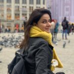 Saba Qamar Zaman Instagram - 🤩 Dam Square