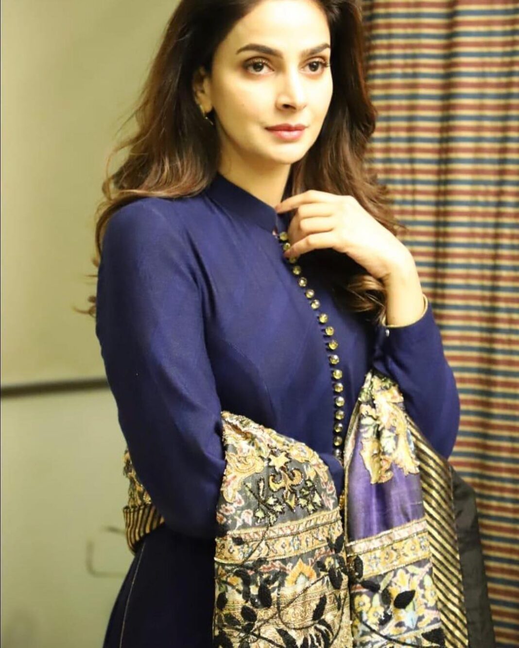 Saba Qamar Zaman Instagram - How was the second Episode of Cheekh? Karachi, Pakistan