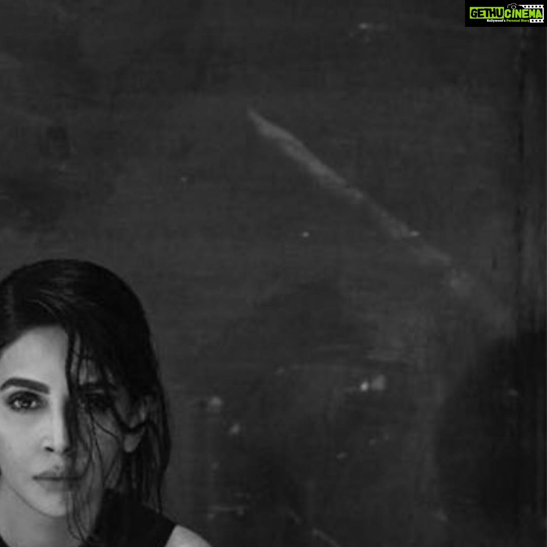 Saba Qamar Zaman Instagram - Coordination: @divamagazinepakistan Hair & makeup: @fatimanasirmua Styling: @yash645 Art Direction: @hashimali90 Photography: @mhm.official
