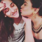 Saba Qamar Zaman Instagram - Girl with the golden heart ❤️🤗#Repost @humaimamalick with @get_repost ・・・ Meri saadi shehzadi @sabaqamarzaman Gaia Japanese Fusion - Lahore