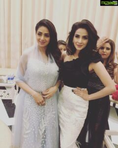 Saba Qamar Zaman Instagram - R.I.P legend We’ll miss you 😔😢 @sridevi.kapoor #sabaqamar #sridevi