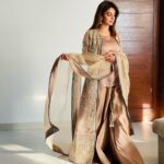 Saba Qamar Zaman Instagram – Life isn’t perfect but your outfit can be.
.
.
👗 @hussainrehar.official Eid Mubarak