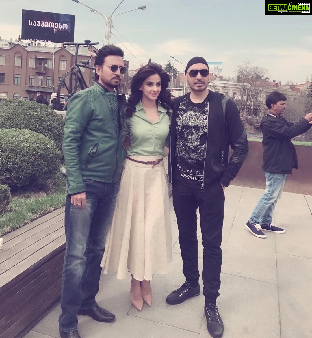Saba Qamar Zaman Instagram - Hindi medium is releasing on the 12th of May. Do go watch it. I'm sure you'll enjoy it!❤️