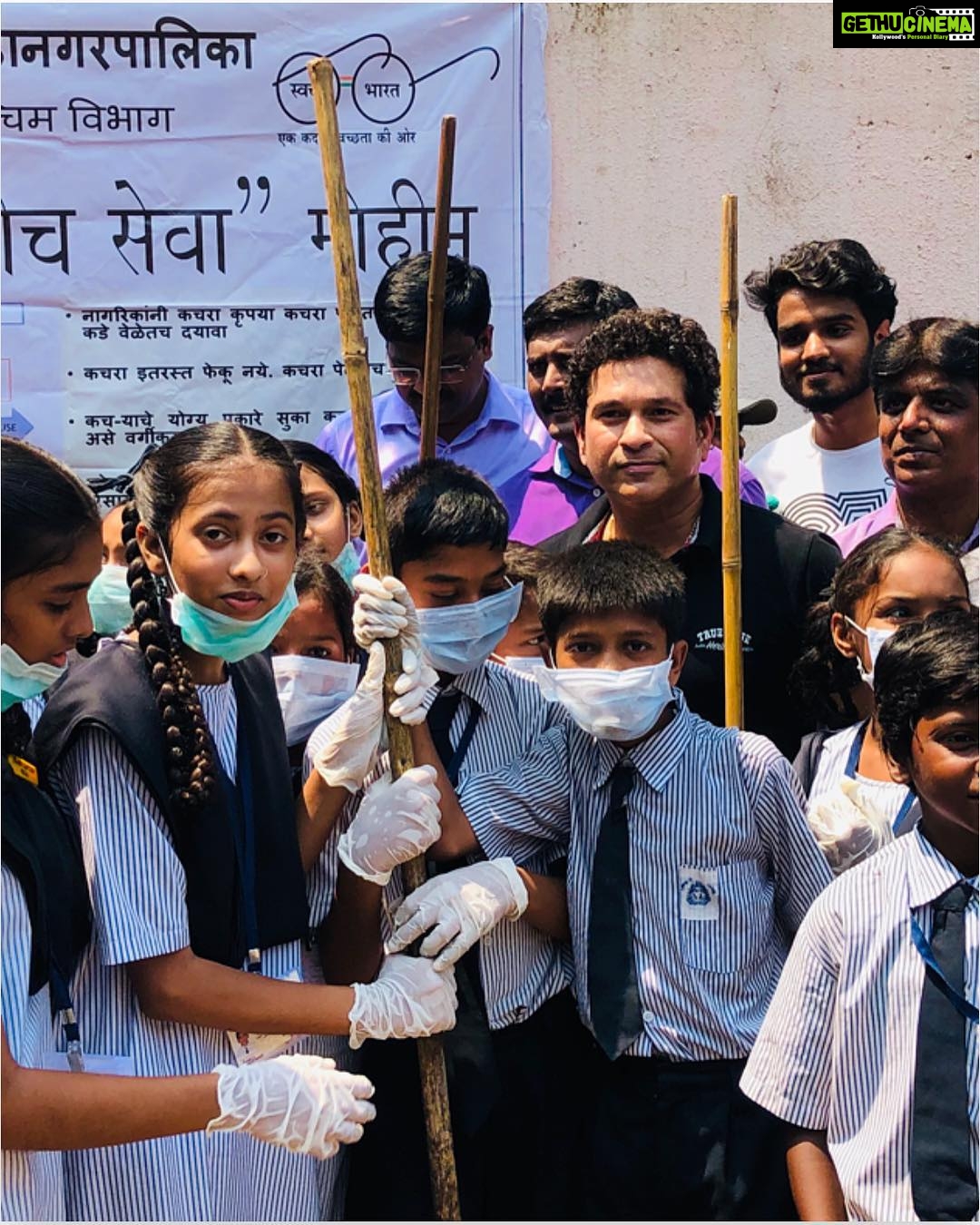 Sachin Tendulkar Instagram - Spent an amazing afternoon with a few young citizens who came together for an important cause. To all the kids of the Pali-Chimbai Municipal School, you are ambassadors of the #SwachhBharat movement now. Had so much fun getting the area clean and later playing cricket with you all! π #SwachhataHiSeva