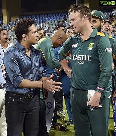 Sachin Tendulkar Instagram - Like your on-field game, may you have 360-degree success off the field as well. You will definitely be missed, @abdevilliers17. My best wishes to you!