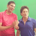 Sachin Tendulkar Instagram - So happy to have met #DevendraJhajharia at a shoot this evening. A true inspiration who turned his can'ts into cans and his dreams into plans. My best wishes for the 2018 Asian para games. Make 🇮🇳 proud.