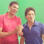 Sachin Tendulkar Instagram – So happy to have met #DevendraJhajharia at a shoot this evening. A true inspiration who turned his can’ts into cans and his dreams into plans. My best wishes for the 2018 Asian para games. Make 🇮🇳 proud.