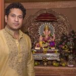 Sachin Tendulkar Instagram – ‪Sought Bappa’s blessings at Mumbai’s oldest sarvajanik Ganeshotsav in Girgaum. Bappa has been coming here for the last 125 years 🙏‬