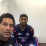 Sachin Tendulkar Instagram - Back in the dressing room.. Still feels the same. This was exclusively posted on my app #100MB first, for more such exclusive pieces, download the app now. http://pbl.cm/100mbapp