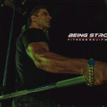 Salman Khan Instagram - Being Strong ke saath raho fit and fine!💪🏻 Watch the full video on YouTube (Link in bio) @beingstrongglobal