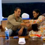 Salman Khan Instagram - Happy Raksha Bandhan - Yeh bandhan to pyar ka bandhan hai, Janmon ka sangam hai...