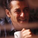 Salman Khan Instagram - Subah ki coffee aur sooraj!