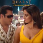 Salman Khan Instagram – Take the #SlowMotionChallenge and win a chance to meet me!

@bharat_thefilm @aliabbaszafar @atulreellife #BhushanKumar @katrinakaif @tabutiful @apnabhidu @sonalikul @dishapatani @whosunilgrover @norafatehi @iaasifsheikhofficial @nikhilnamit @reellifeproduction @skfilmsofficial @tseries.official