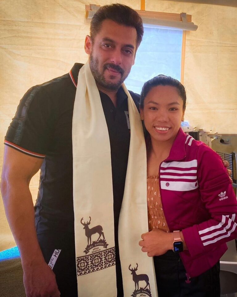 Salman Khan Instagram - Happy for u silver medalist @mirabai_chanu .. lovely meeting with u … best wishes always!