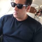 Salman Khan Instagram - Getting ready for showtime tomorrow #dabanggtournewdelhi #redrocksentertainment #jlnarena #jaevents #sohailkhanentertainment